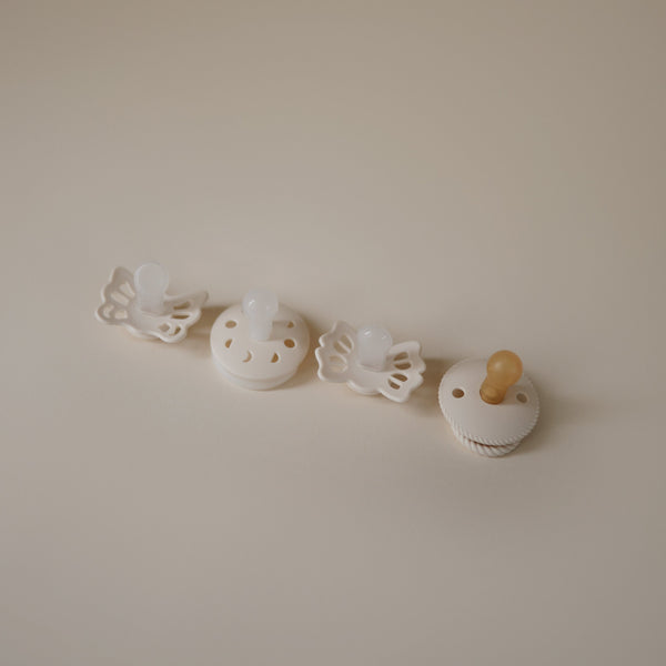 FRIGG Baby's First Pacifier Moonlight Sailing (Cream) 4-Pack
