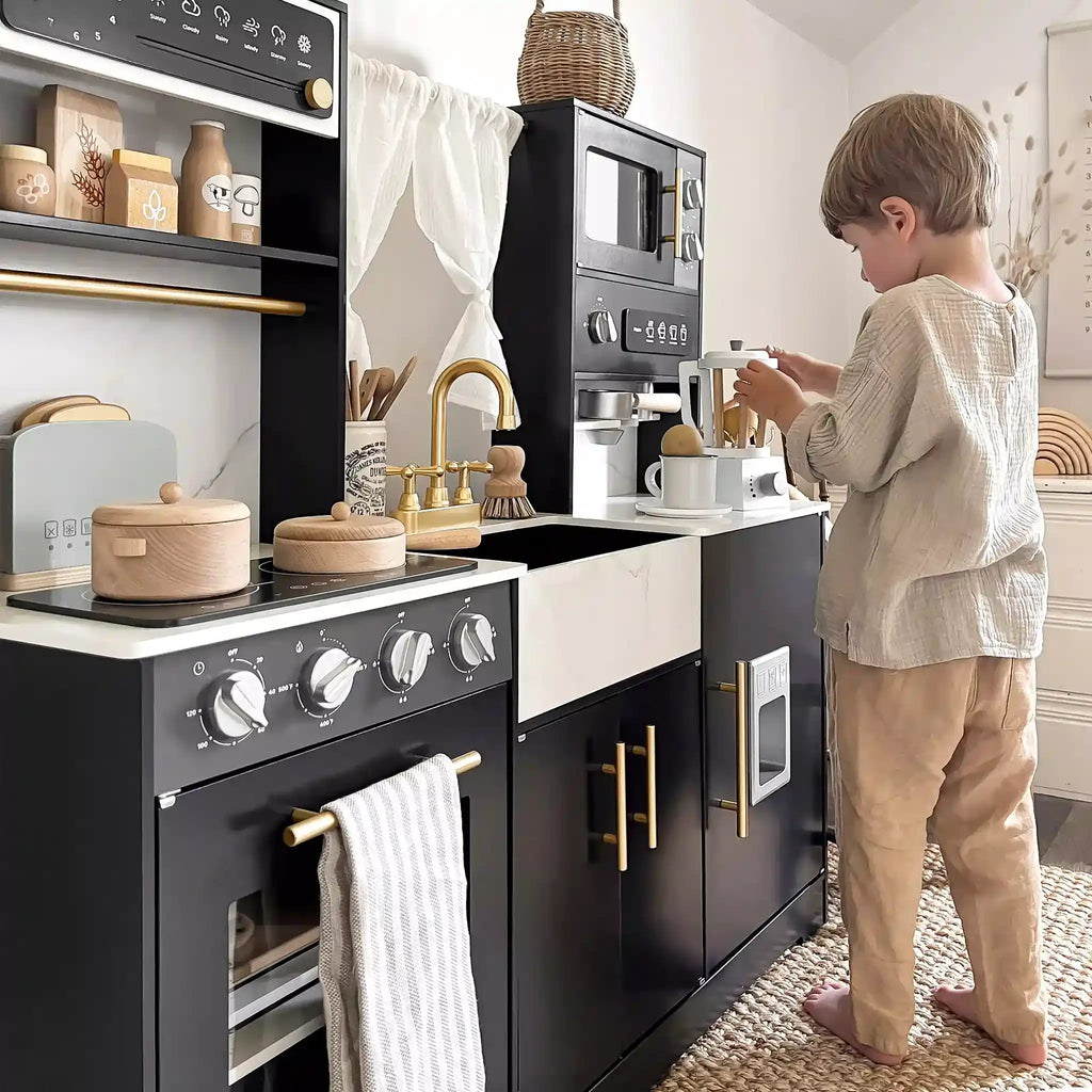 Tiny hot sale play kitchen