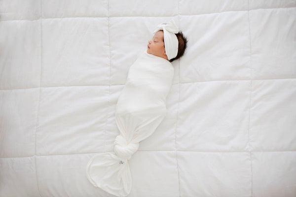 Snuggle Swaddle - White