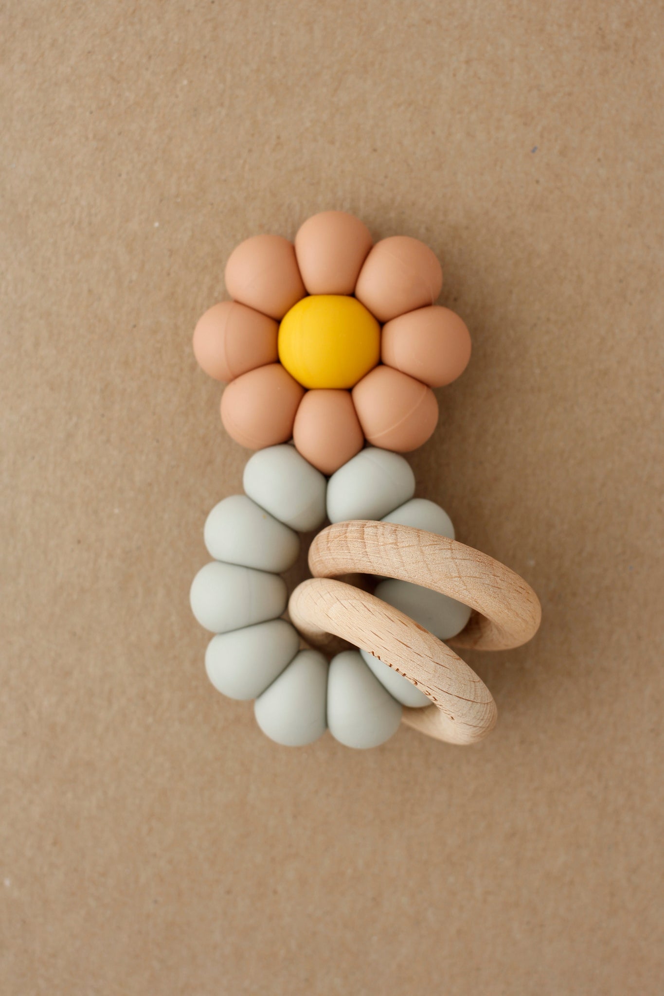 Rattle Teether - Chamomile | Dusty Coral